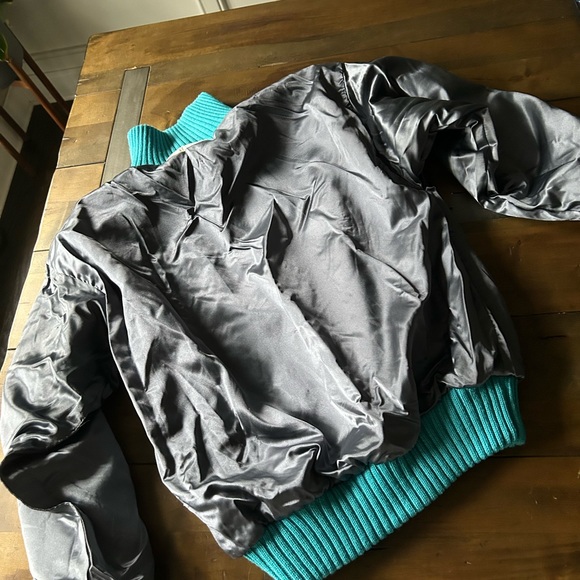 True vintage retro SOS Redline fully insulated half zip - Picture 10 of 10